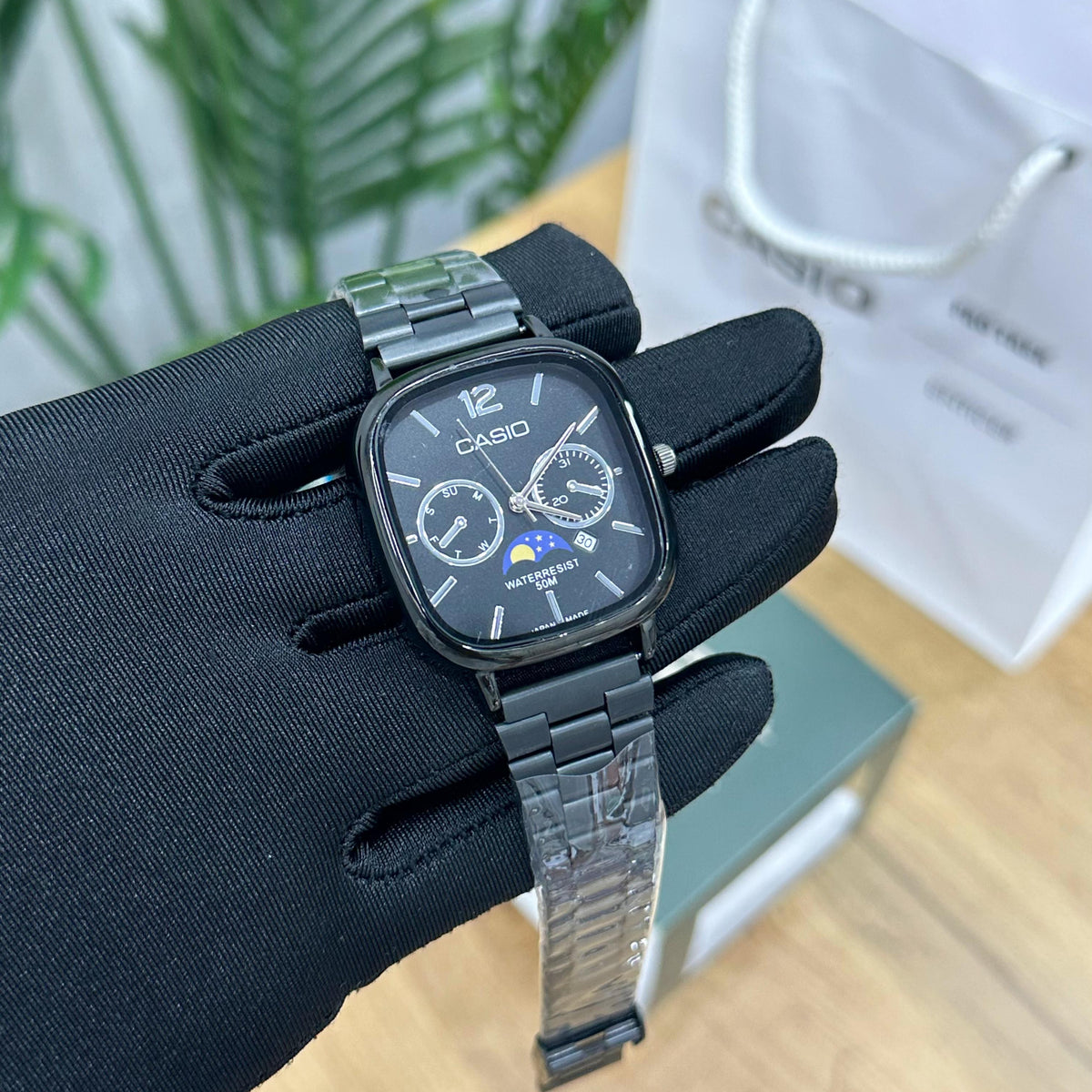 Oval Casio vintage series