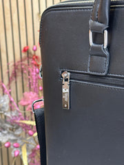 Gucci Bind Leather Bag