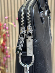 Gucci Bind Leather Bag