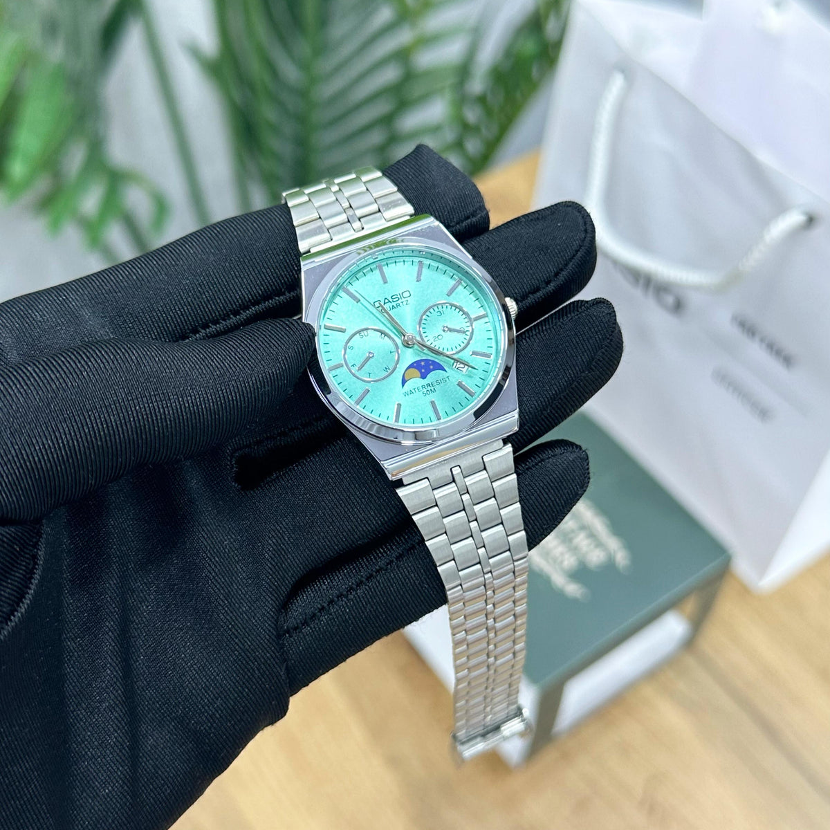 Casio vintage series round dial