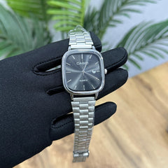 Oval casio vintage series